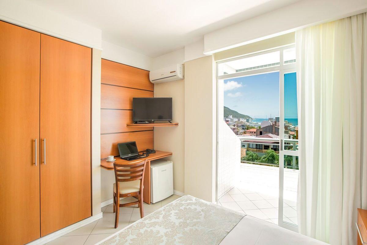 Oceania Park & Convention 4*